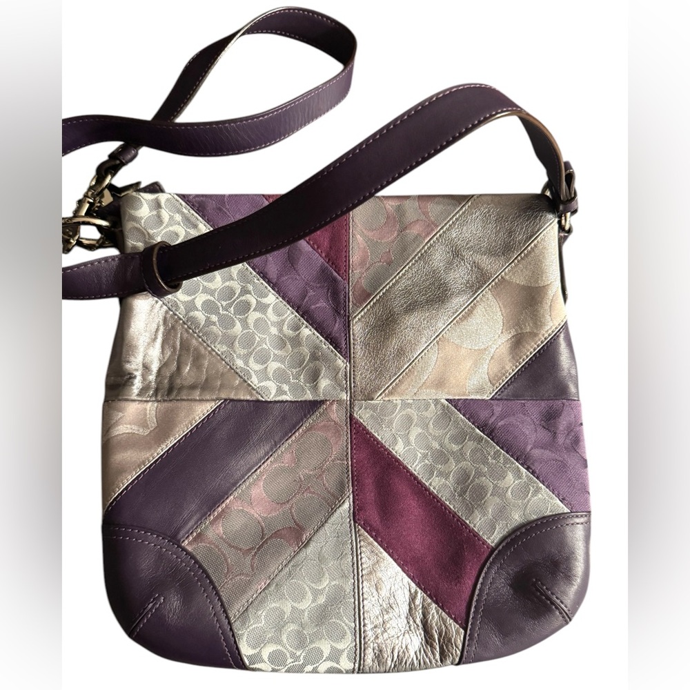 Vintage Leather Coach Poppy Patchwork Purple and Cream Women's Crossbody